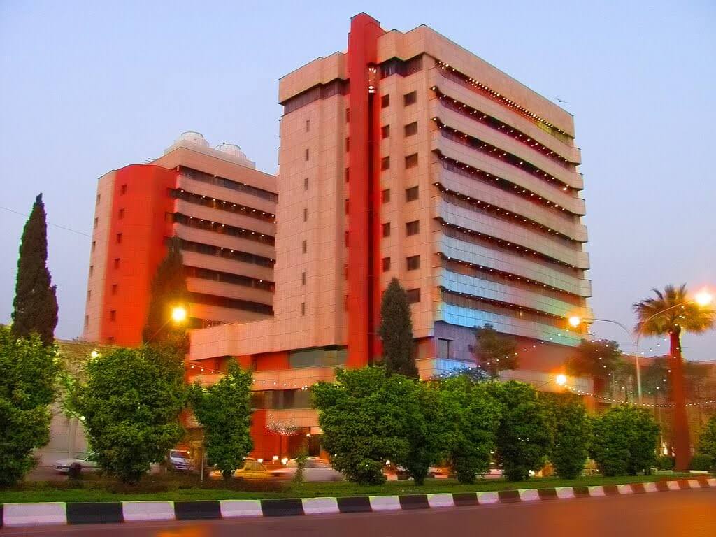 امکانات و خدمات هتل کریمخان شیراز