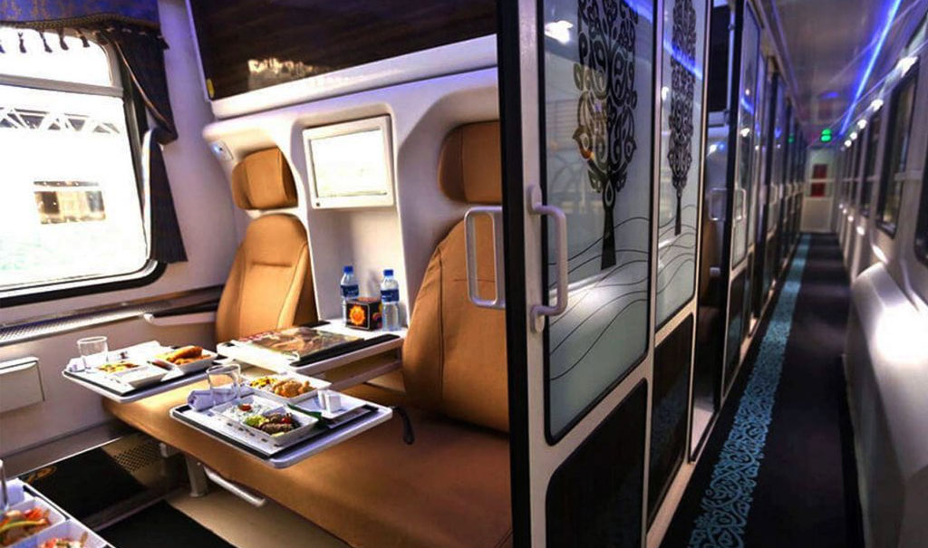 خرید اینترنتی بلیط هواپیما و قطار