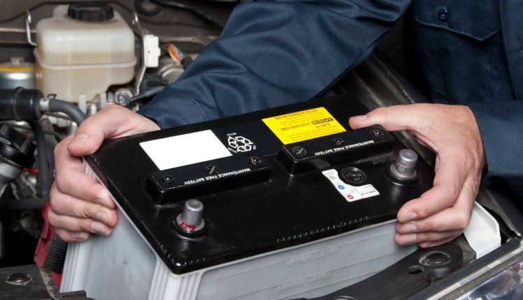 نصب باتری خودرو