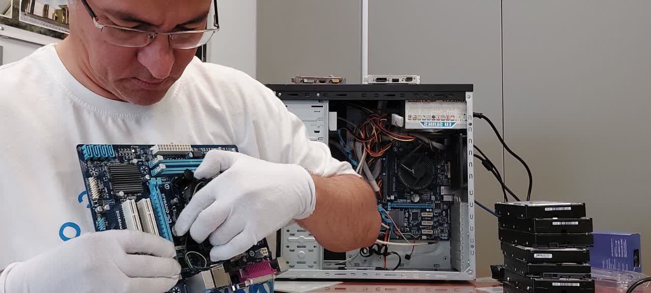 تعمیرات کامپیوتر